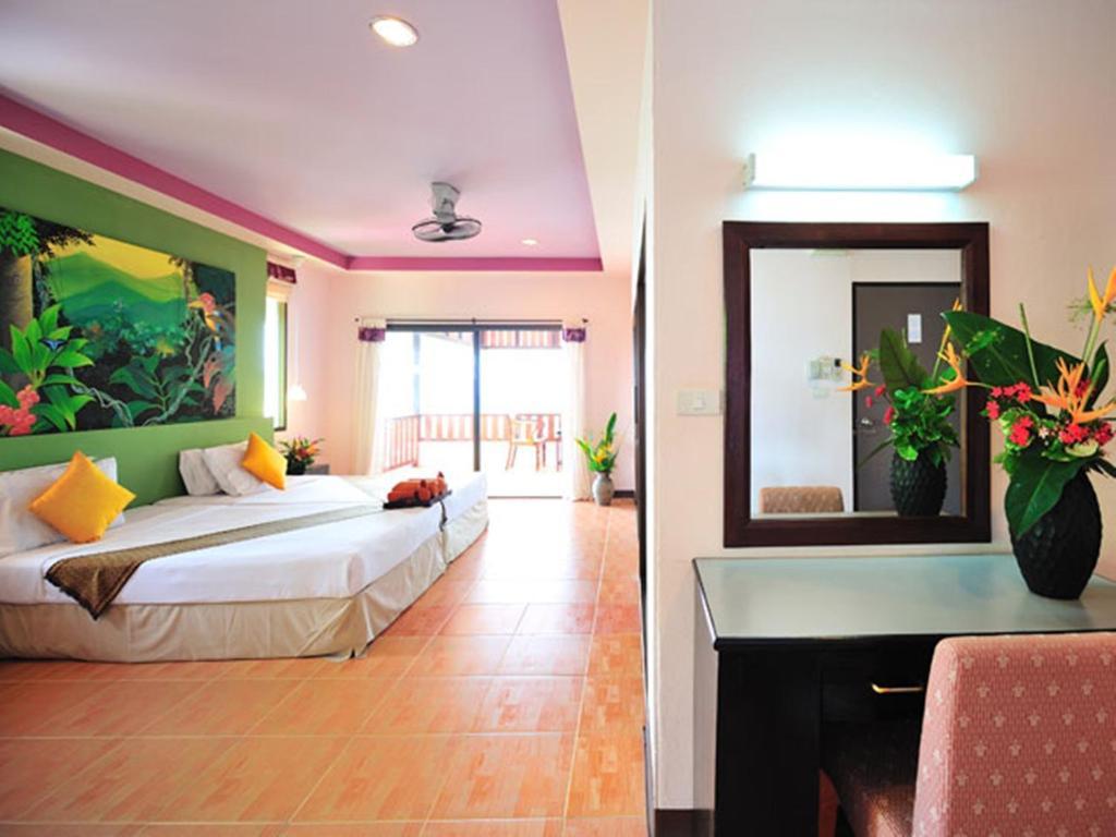 Koh Ngai Cliff Beach Resort Værelse billede