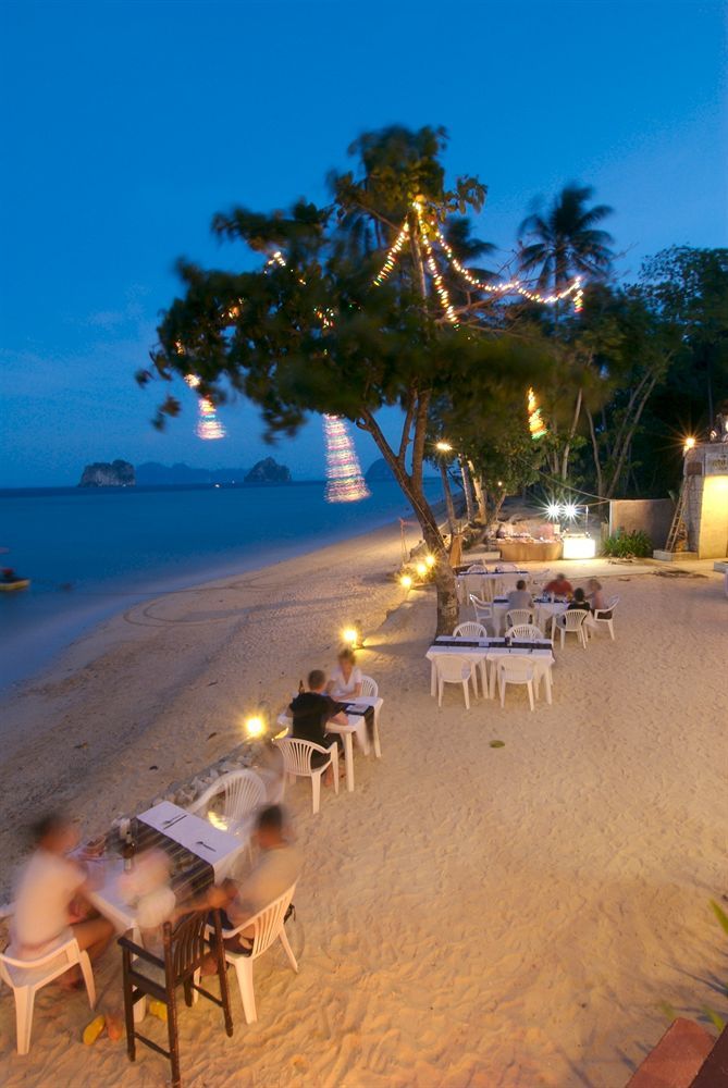 Koh Ngai Cliff Beach Resort Eksteriør billede