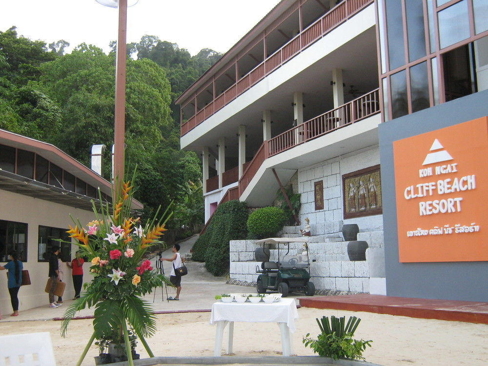 Koh Ngai Cliff Beach Resort Eksteriør billede