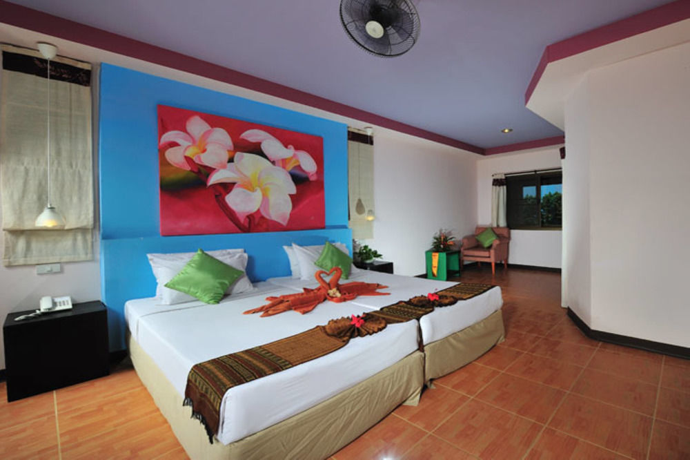 Koh Ngai Cliff Beach Resort Eksteriør billede