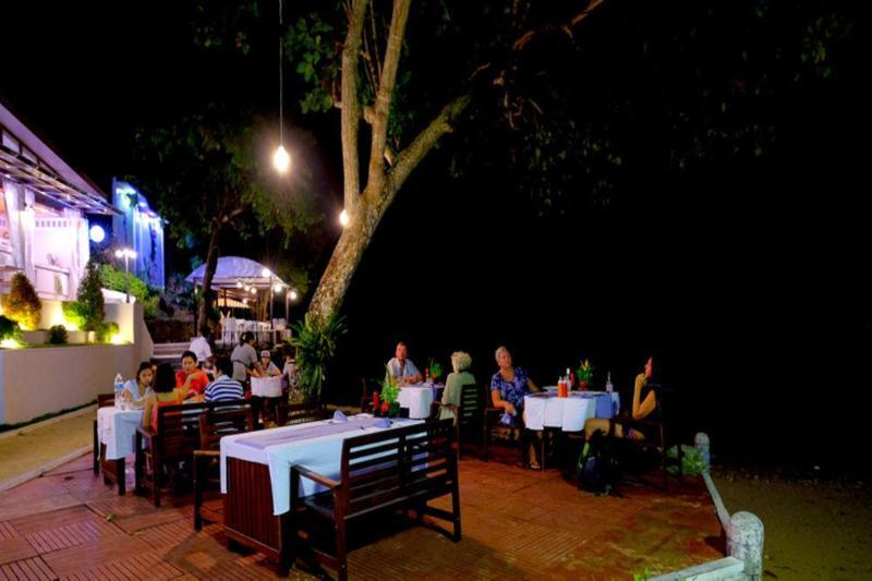 Koh Ngai Cliff Beach Resort Eksteriør billede